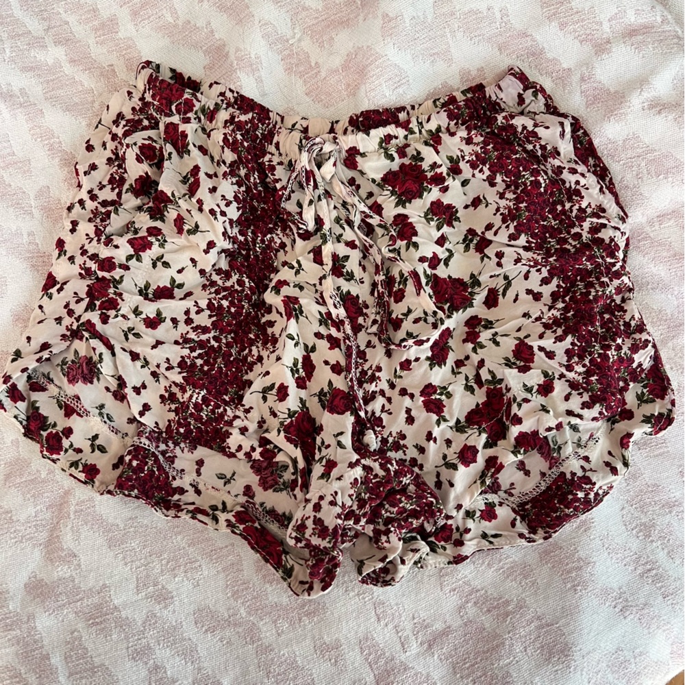 Brandy Melville Roses Drawstring Shorts - Picture 2 of 4